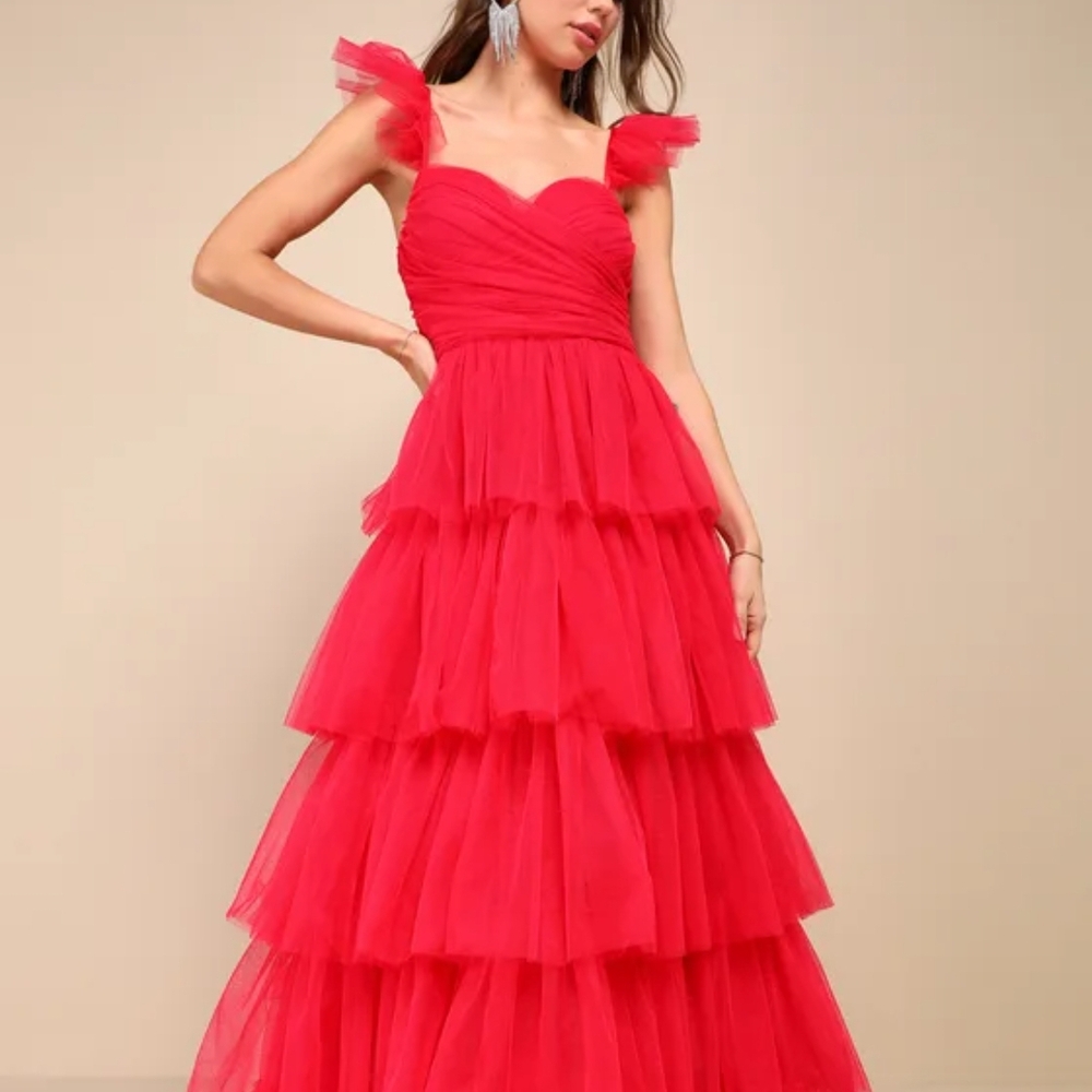 Lulu's Vibrant Red Layered Tulle Gown